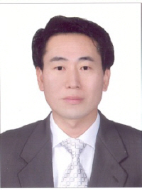 김동일 (Kim, Dongil)  사진